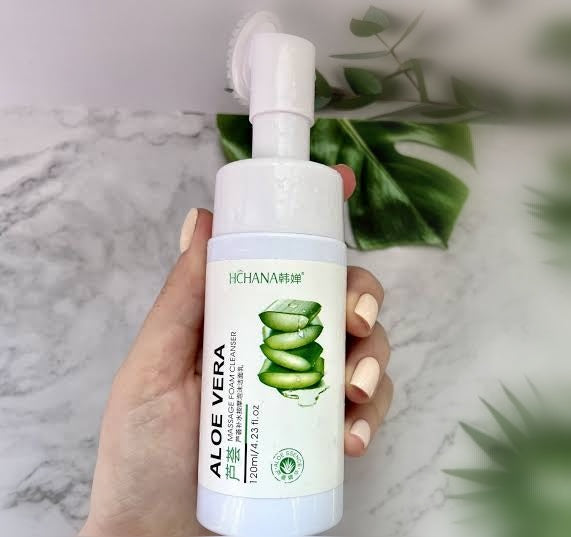 Espuma de Limpieza Facial con Aloe Vera